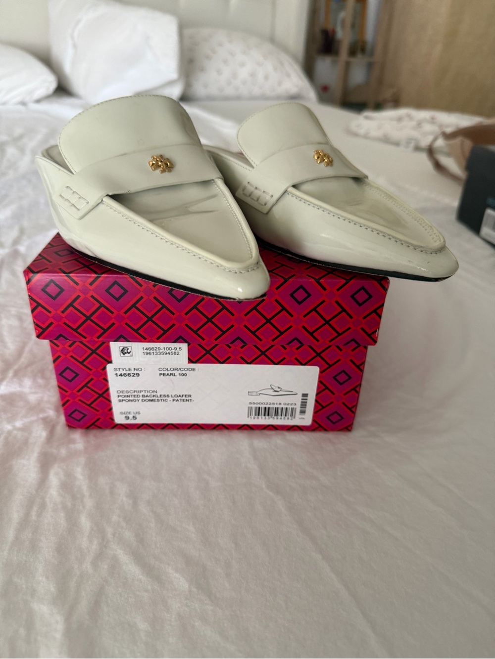 Tory Burch Pearl White Pointed Leather Slip-On Loafers